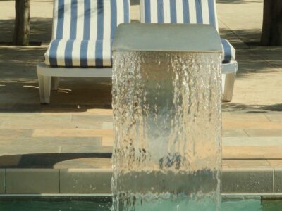 8-les-criques-de-porteil-carousselle-piscine